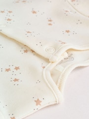 Neutrale Farbe - Baby Sleepsuit, Bodysuit, Beanie and Bib Set 4 Piece (0-9mths) - Bild 12 von 20
