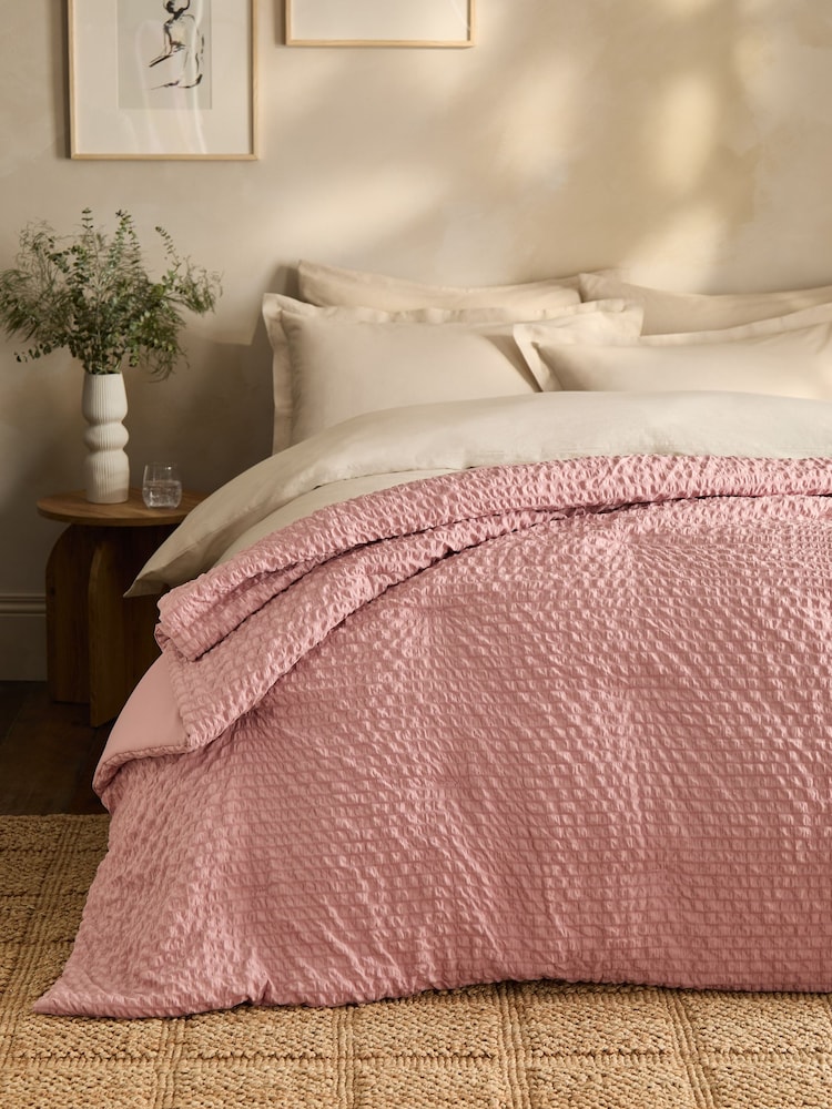 Pink Crinkle Bedspread - Image 1 of 4