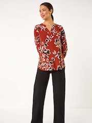 Roman Red Blurred Floral Print Blouses - Image 2 of 5