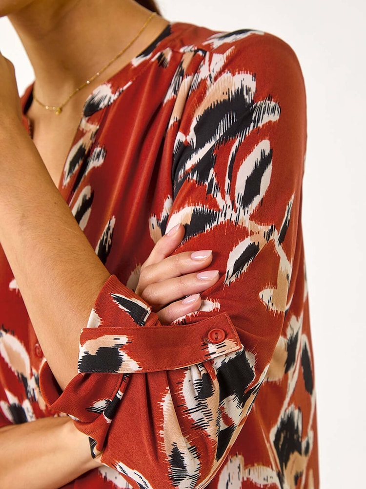 Roman Red Blurred Floral Print Blouses - Image 5 of 5
