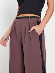 PixieGirl Petite Contrast Side Stripe Wide Leg Trousers - صورة 4 من 5