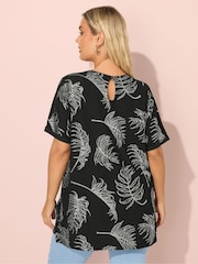 Yours Curve Black Foil Leaf Print Top - Image 3 of 5
