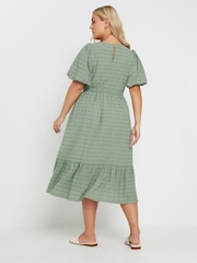 Yours Curve Green Textured Tiered Dress - Image 3 of 5