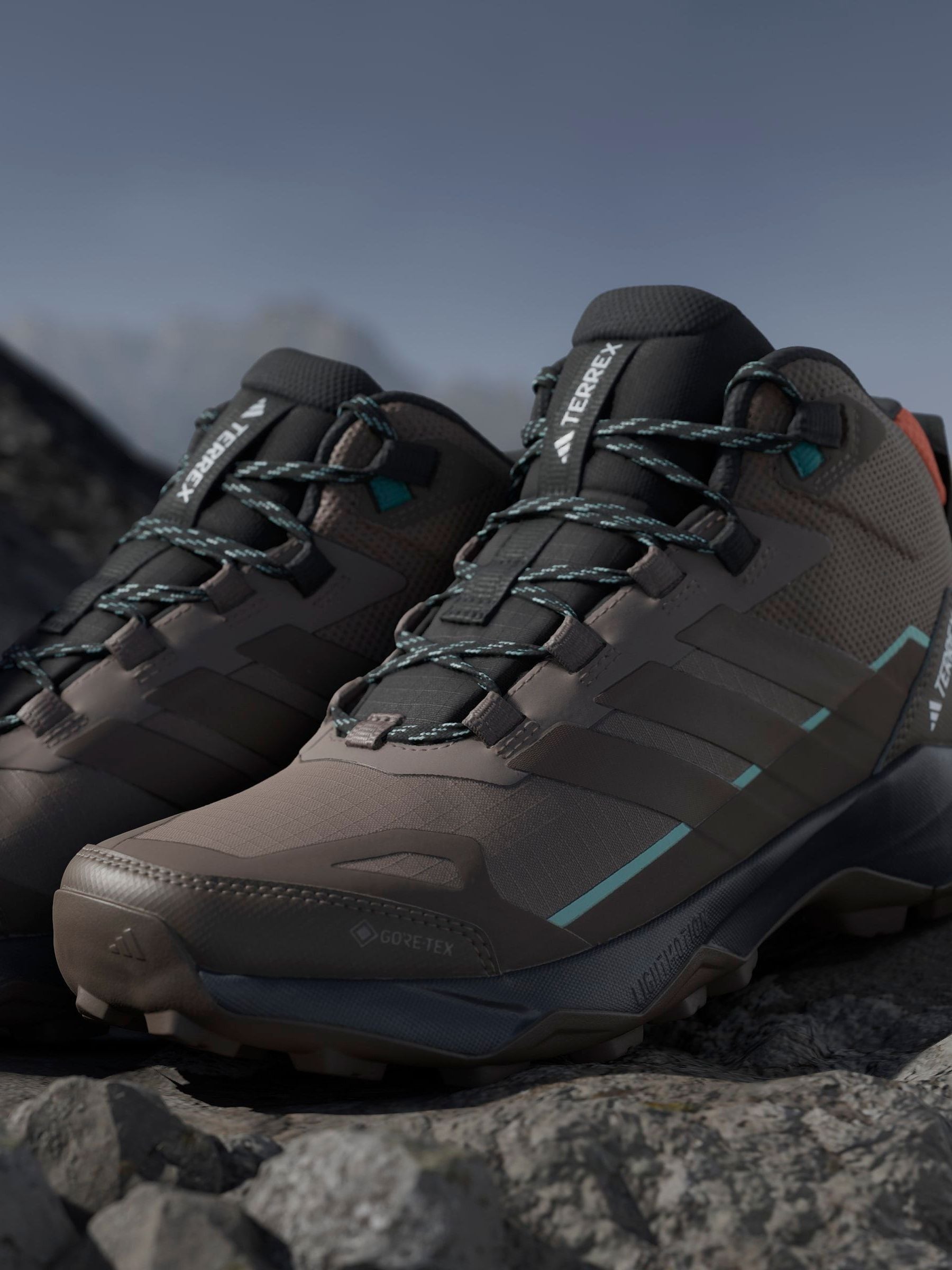 Comprar Marrom escuro - Tênis adidas Skychaser AX5 Gore-Tex from
