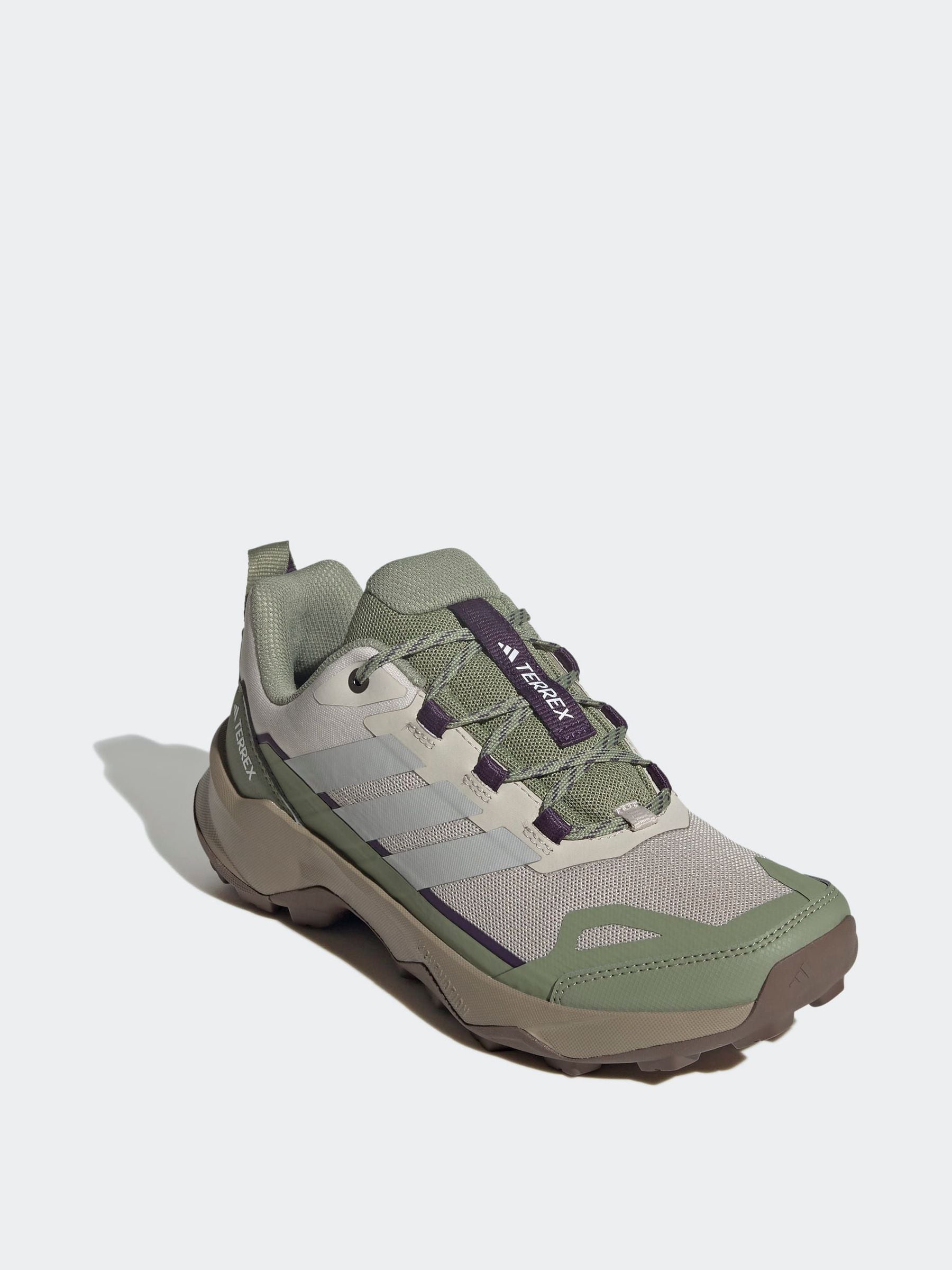 Next：日本 グレー - adidas スカイチェイサー AX5 GORE-TEX