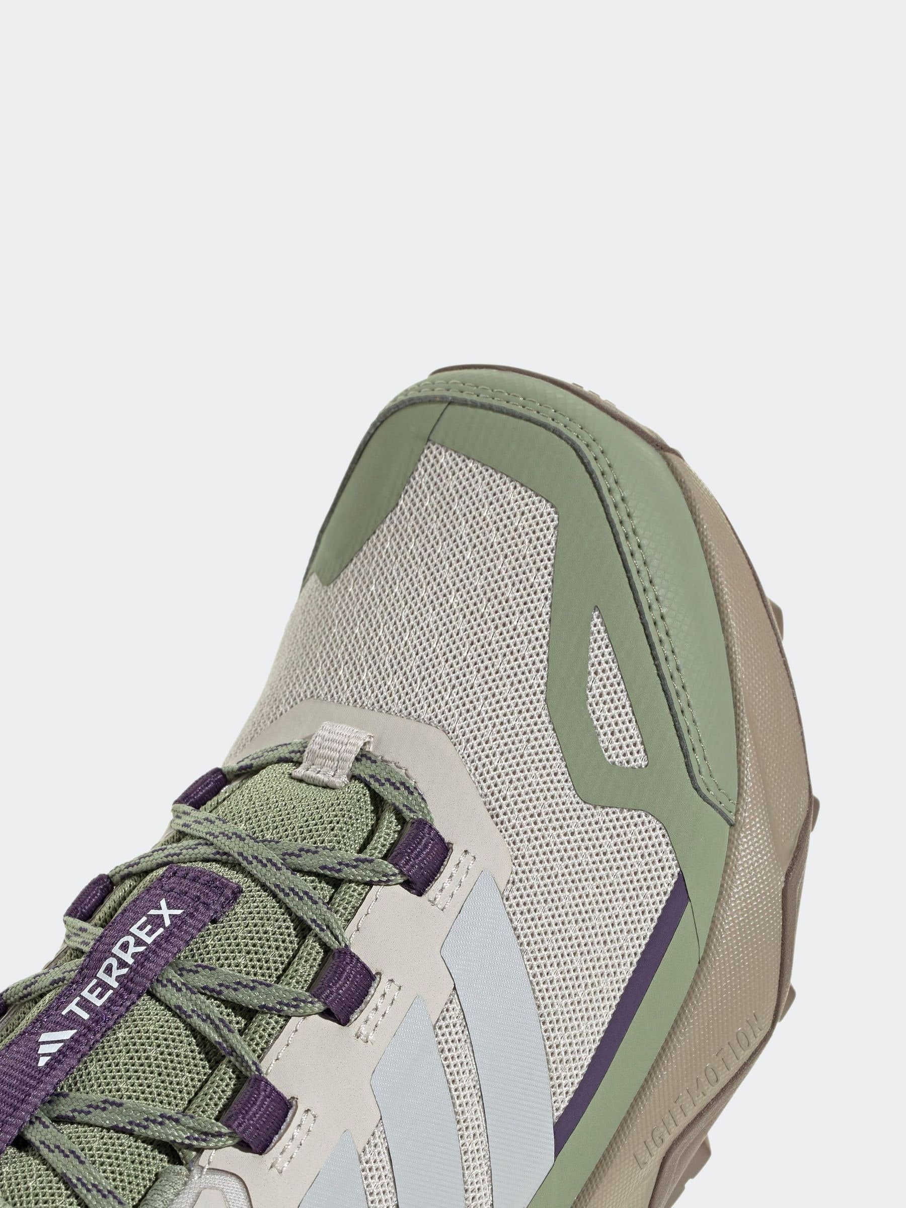 Next：日本 グレー - adidas スカイチェイサー AX5 GORE-TEX