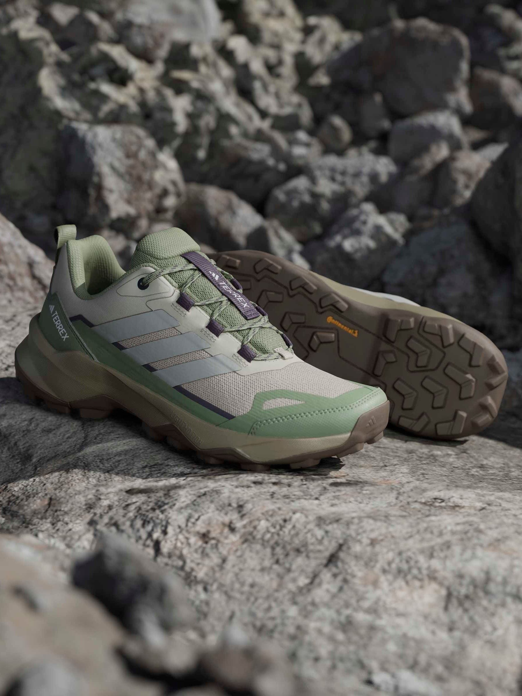 Next：日本 グレー - adidas スカイチェイサー AX5 GORE-TEX