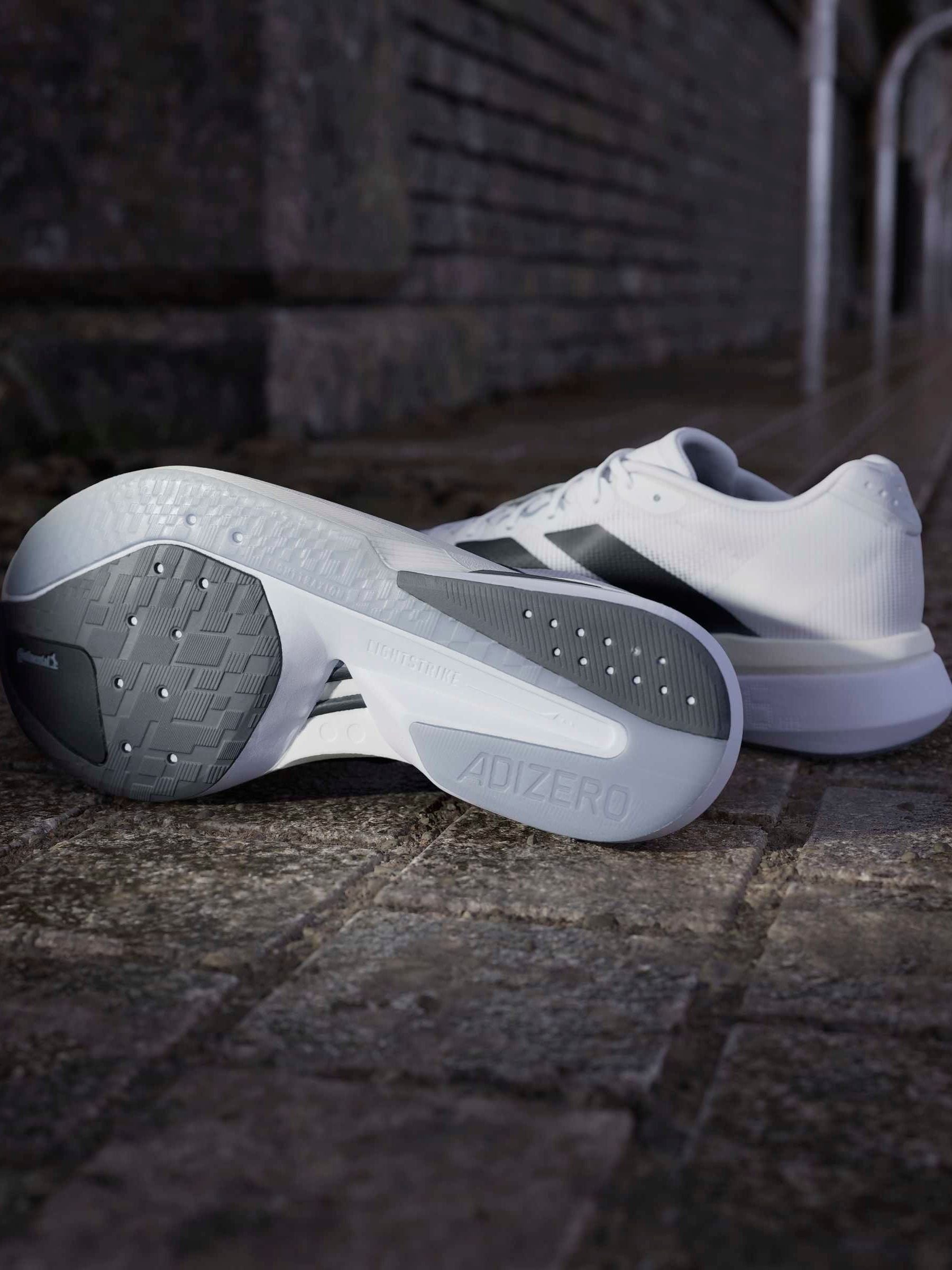 Next：日本 Off White - adidas adizero Boston 13 スニーカー from