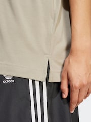 Luz verde - Camiseta oversize adidas Originals Essentials Linear - Imagem 4 de 5