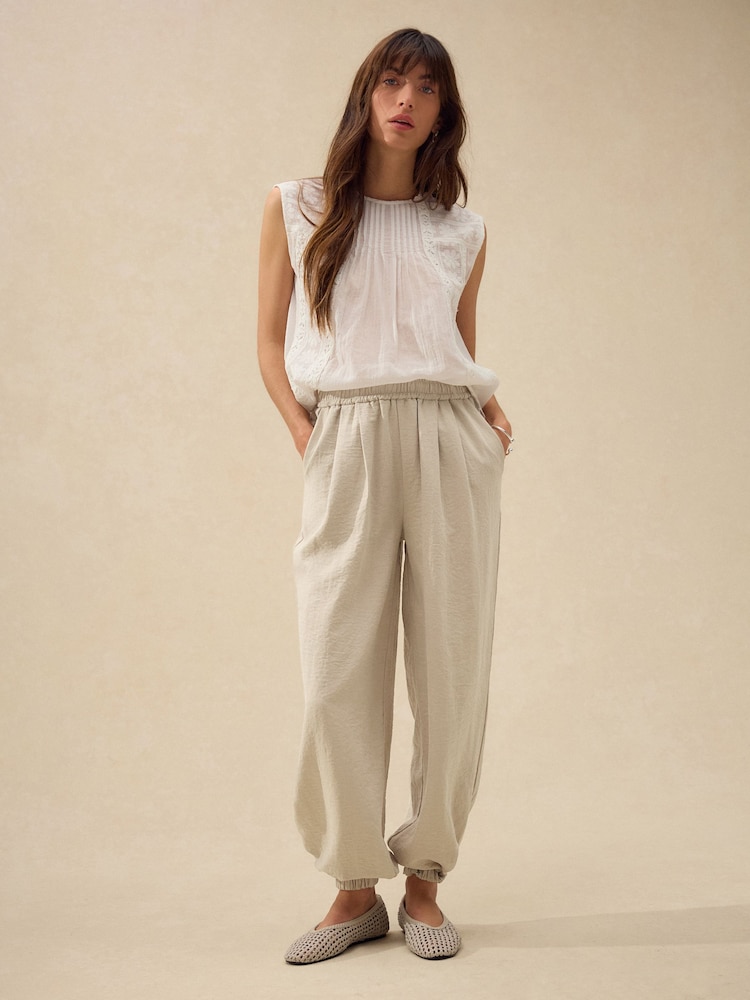 Crudo - Soft Touch Cuffed Balloon Leg Trousers - Imagen 1 de 7