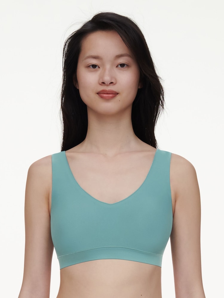 Chantelle Green Soft Stretch Seamless V-Neck Padded Crop Top Bralette, Peacock Green - Image 2 of 4