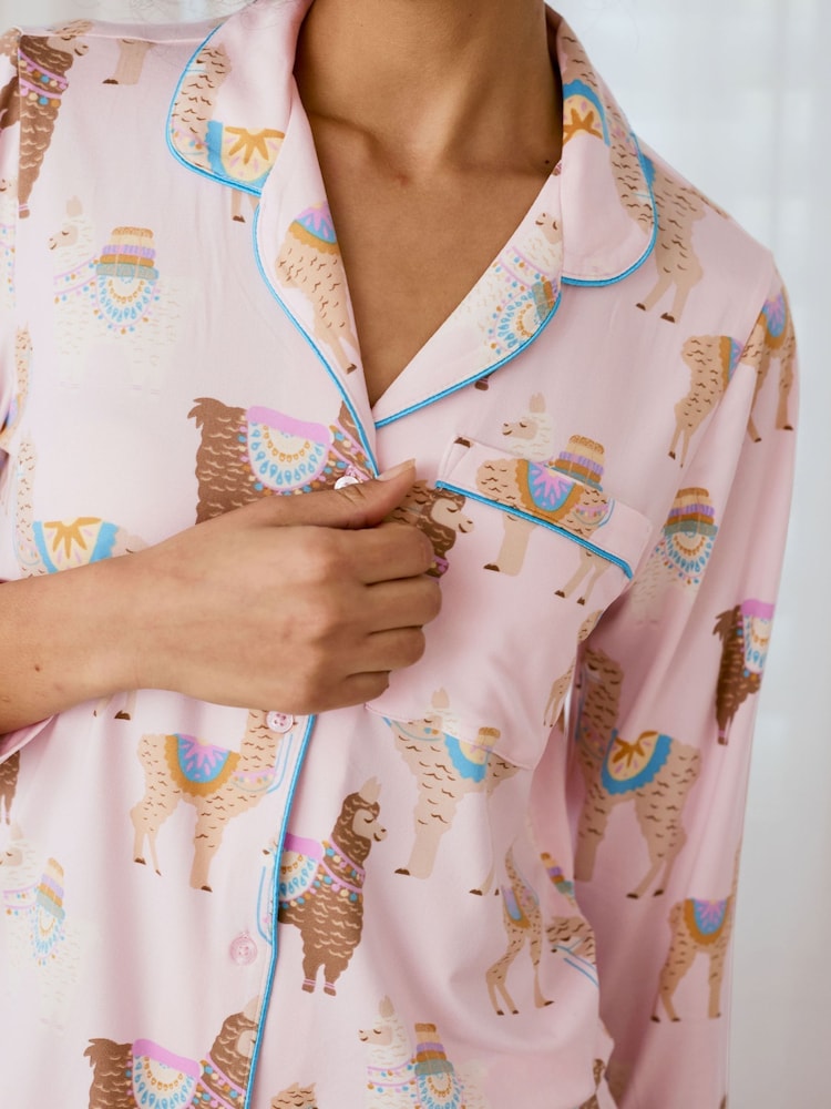 Conjunto de pijama largo con estampado de Chelsea Peers - Imagen 5 de 5 Conjunto de pijama largo con estampado de Chelsea Peers - Imagen 5 de 5