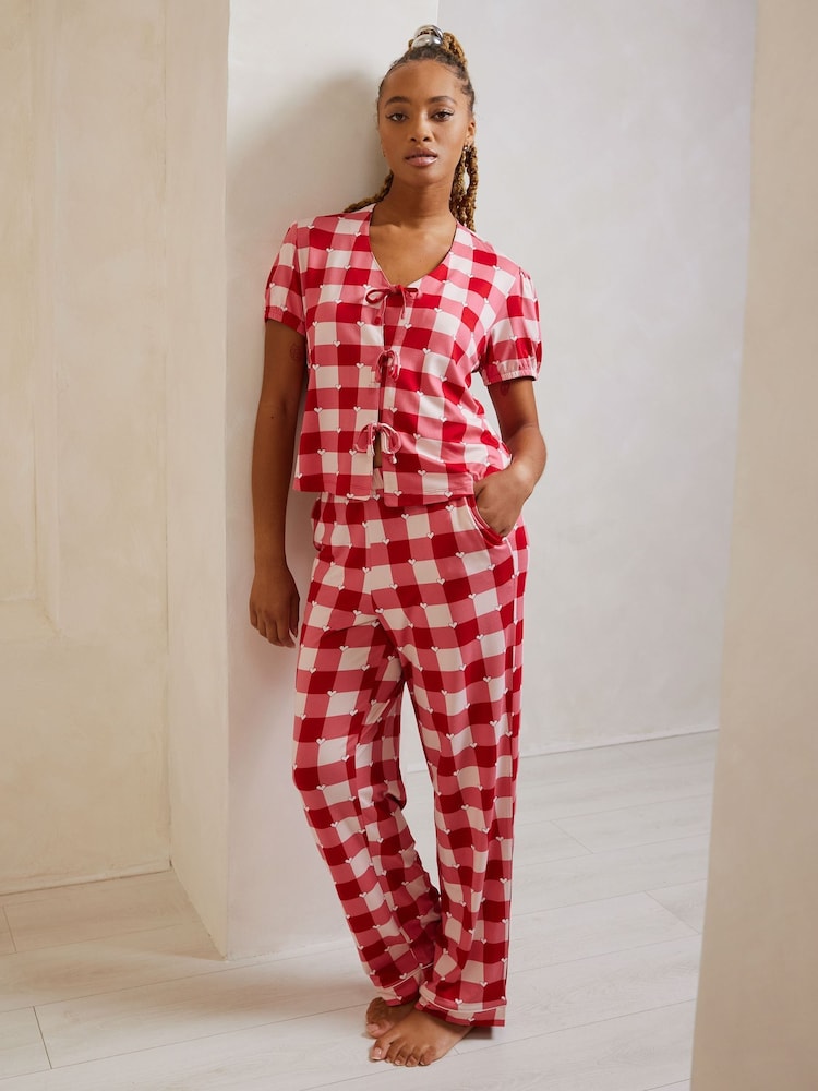 Pijama largo con estampado de corazones y cuadros de Chelsea Peers - Imagen 1 de 8 Pijama largo con estampado de corazones y cuadros de Chelsea Peers - Imagen 1 de 8