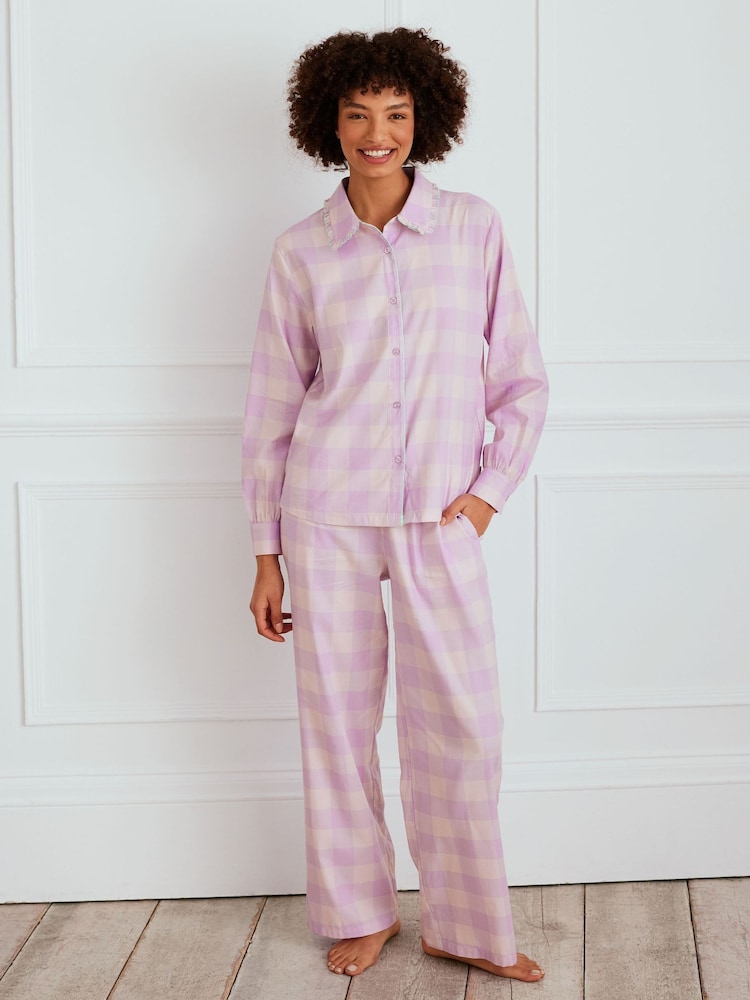 Chelsea Peers komplet dolge pižame iz 100% bombaža z gingham naborki - Slika 1 iz 5 Chelsea Peers komplet dolge pižame iz 100% bombaža z gingham naborki - Slika 1 iz 5