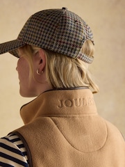 Joules Heritage Tan Fleece Gilet - Image 8 of 13