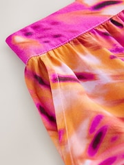 Black/White Summer Beach Shorts - Image 3 of 3
