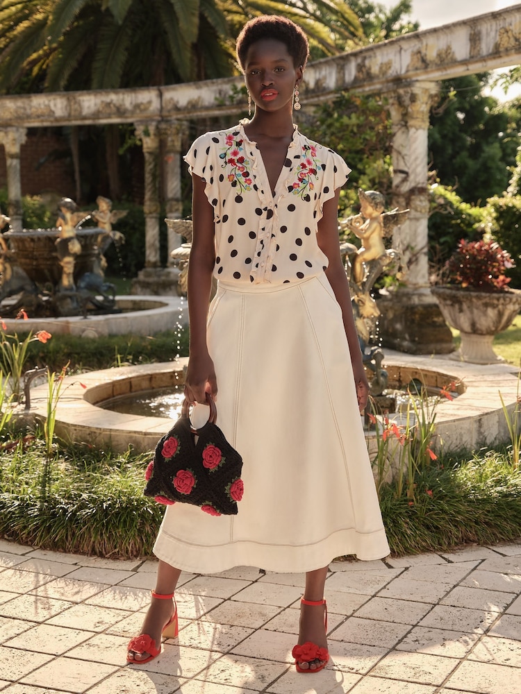 Love & Roses Monochrome Spot Print Flutter Sleeve Printed V-Neck Blouse - Image 3 of 4