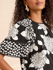 Love & Roses Black/White Short Sleeve Frill Printed Blouse - Image 2 of 4