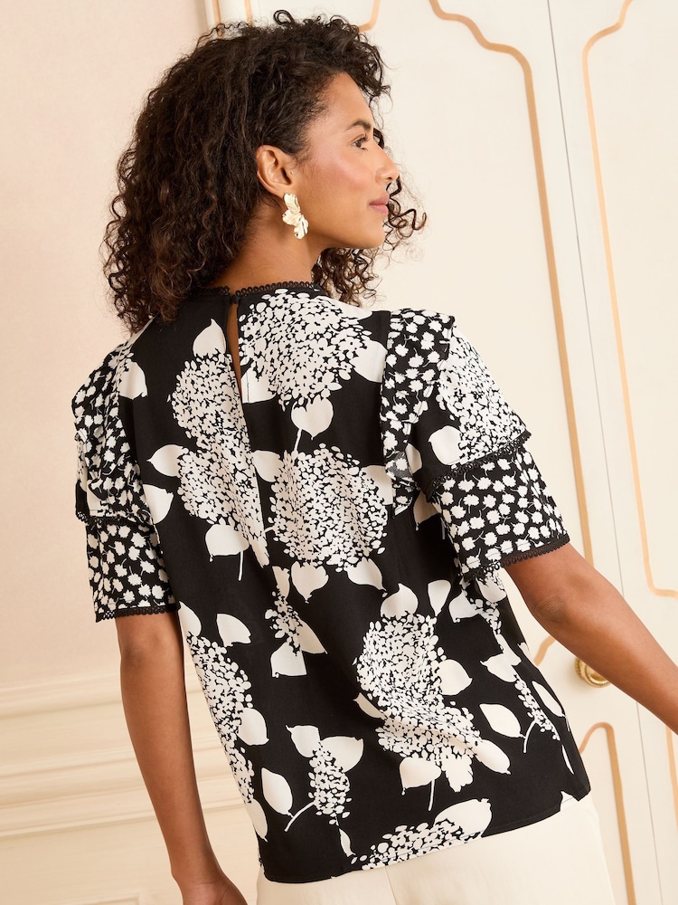 Love & Roses Black/White Short Sleeve Frill Printed Blouse - Image 4 of 4 Love & Roses Black/White Short Sleeve Frill Printed Blouse - Image 4 of 4