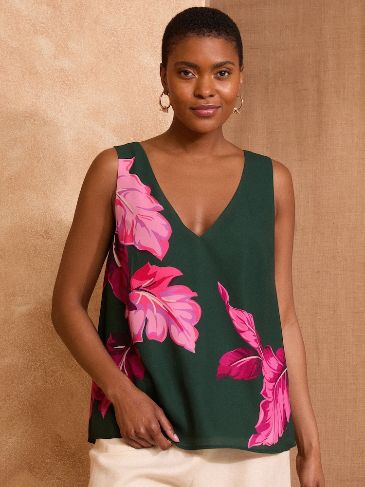 Love & Roses Green Floral V-Neck Vest - Image 2 of 5