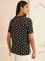 Love & Roses Blusa de short sleeve e Crew Neck - Imagem 4 de 4