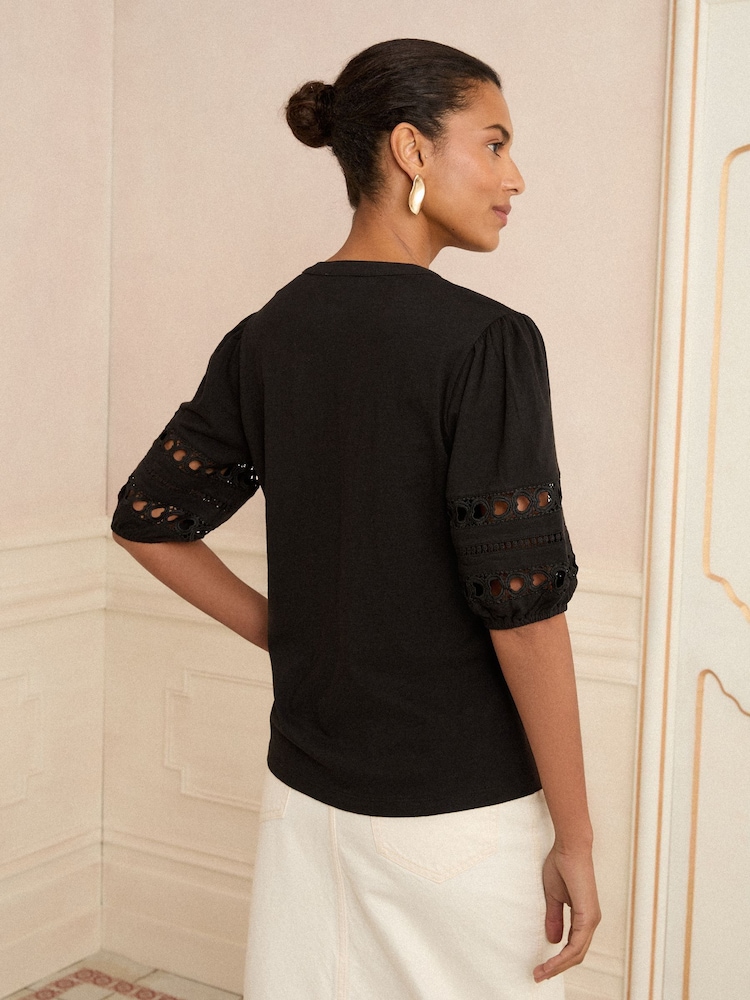 Love & Roses Black Heart Lace Insert V-Neck Jersey T-Shirt - Image 4 of 4