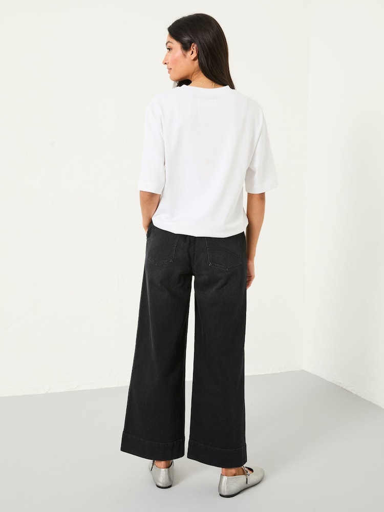 FatFace Hove Washed Black Wide Leg Crop Jeans - Image 2 of 6 FatFace Hove Washed Black Wide Leg Crop Jeans - Image 2 of 6