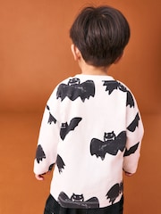 White/Black Bats - Halloween Long Sleeve Graphic Print T-Shirt (3mths-7yrs) - Imagen 3 de 7