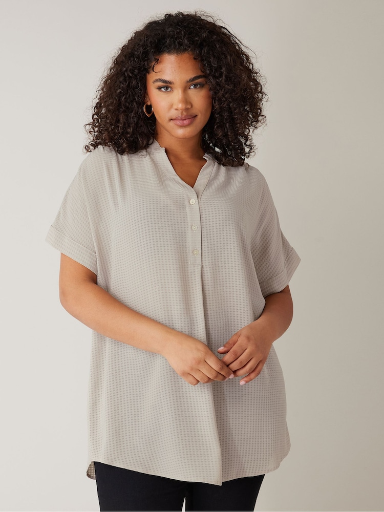 Natural - Evans Half Placket Short Sleeve Blouse - Imagen 1 de 5 Natural - Evans Half Placket Short Sleeve Blouse - Imagen 1 de 5