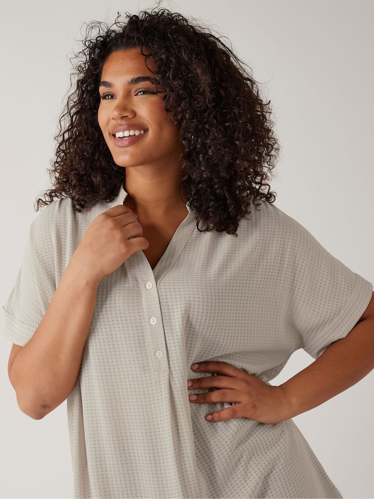 Natural - Evans Half Placket Short Sleeve Blouse - Imagen 2 de 5 Natural - Evans Half Placket Short Sleeve Blouse - Imagen 2 de 5