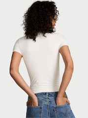 Victoria's Secret White Short Sleeve FeatherSoft™ Innovation T-shirt - Image 2 of 2