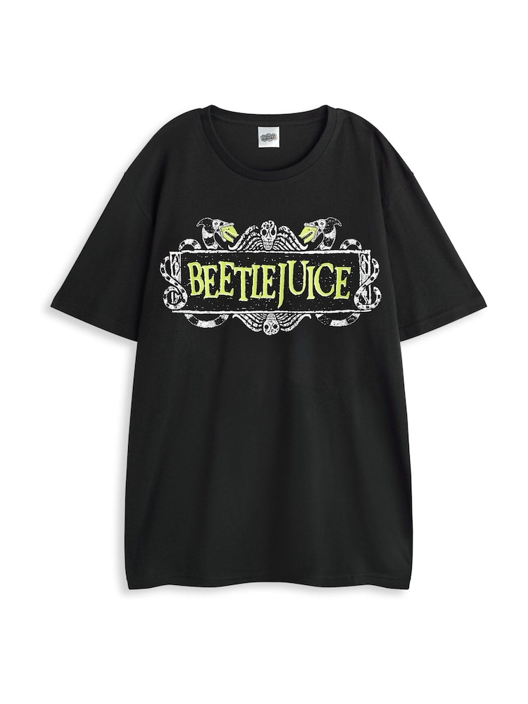 طقم من بيجامة مزيّنة بطبعة مستوحاة من فيلم Beetlejuice للكبار من Vanilla Underground - صورة 2 من 6 طقم من بيجامة مزيّنة بطبعة مستوحاة من فيلم Beetlejuice للكبار من Vanilla Underground - صورة 2 من 6