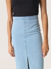 Soaked in Luxury Blue Annabeth Denim Below Knee Pencil 100% Cotton Skirt - Image 4 of 6