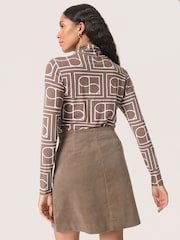 Soaked in Luxury Hanadi Printed Rollneck Brown T-Shirt - Image 2 of 6