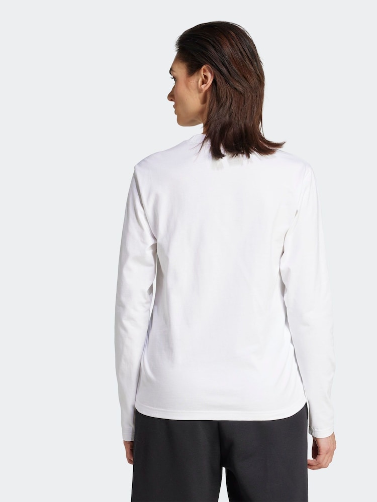 أسود - بنطلون رياضي كلاسيكي Firebird من Adidas Originals - صورة 2 من 6 أسود - بنطلون رياضي كلاسيكي Firebird من Adidas Originals - صورة 2 من 6