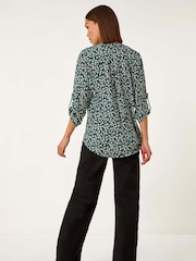 Roman Blue Floral Print 3 Button Shirt - Image 3 of 4