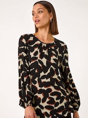 Roman Black Abstract Print Textured Top - Image 4 of 5