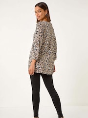 Roman Pleated Front Textured Crepe Top - Imagen 3 de 5