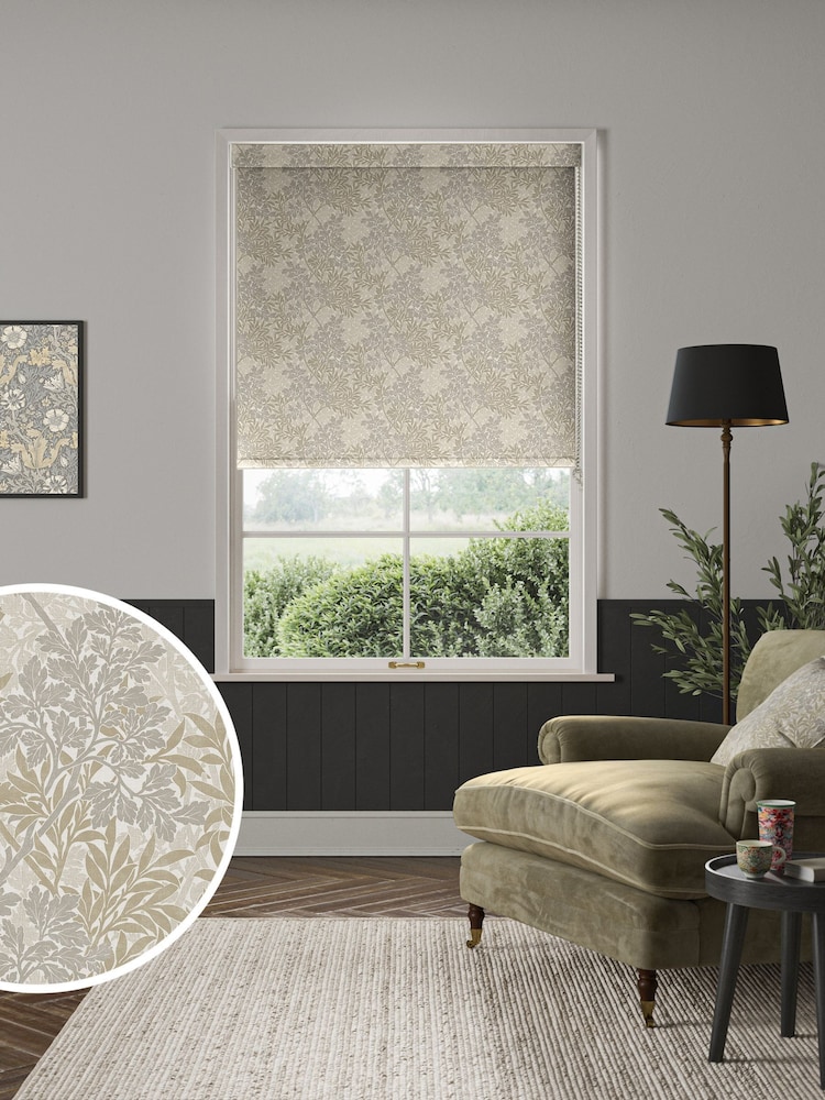 William Morris At Home Barley Natural Foliage Made to Measure Roller Blind - Image 1 of 6
