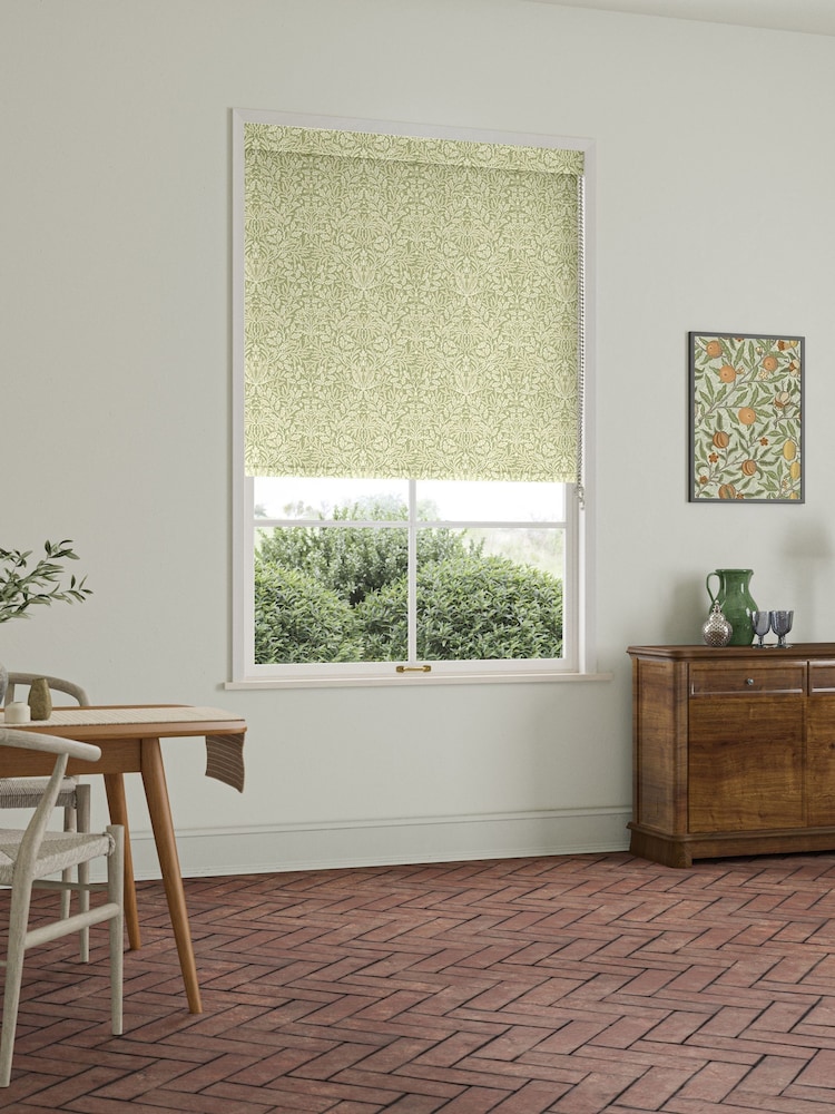 William Morris At Home Lichen Green Acorn Made to Measure Roller Blind - Image 2 of 6
