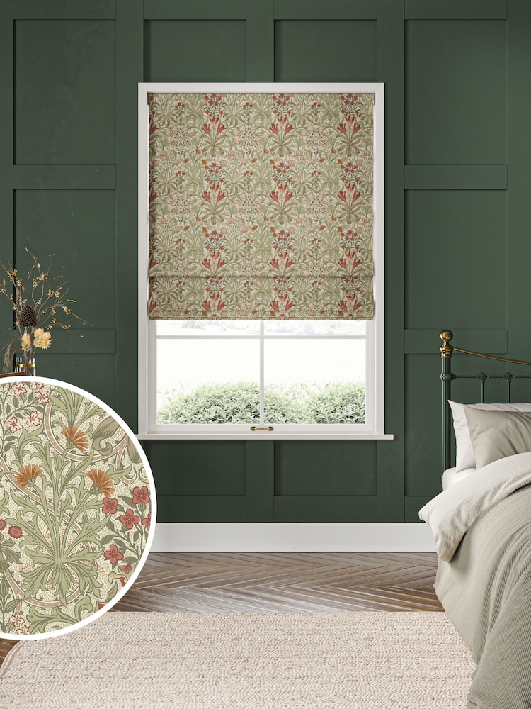 William Morris At Home Fern Green Woodland Weeds Made to Measure Roman Blind - Image 1 of 6
