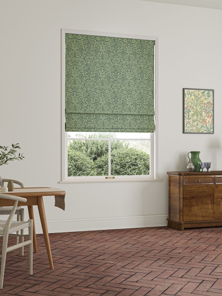 William Morris At Home Eucalyptus Green 100% Cotton Acorn Made to Measure Roman Blind - Image 2 of 6