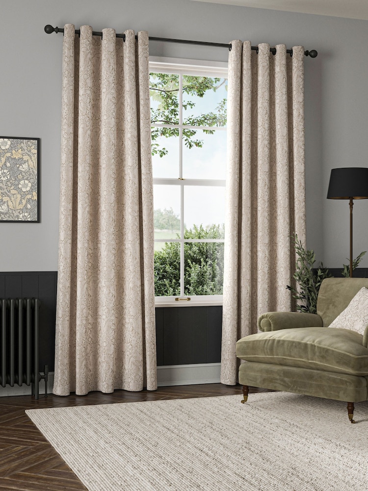 William Morris At Home Cloud Cream Compton Silhouette Velvet Made to Measure Curtains - Image 2 of 9