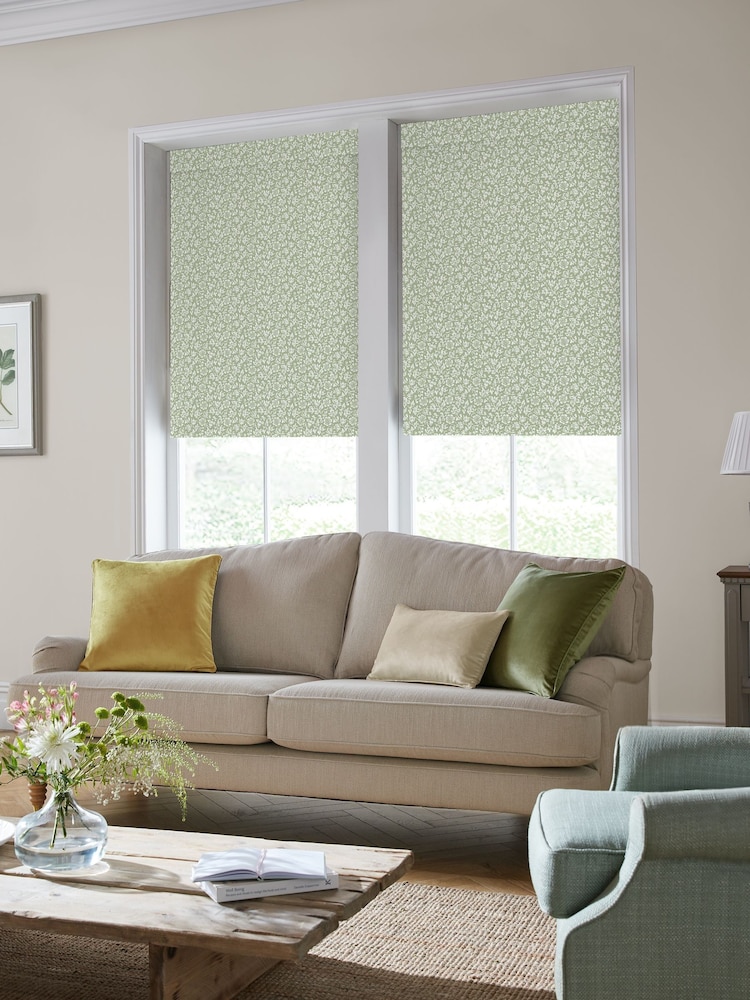 Laura Ashley Moss Green Sweet Alyssum Made to Measure Roller Blind - Image 2 of 6