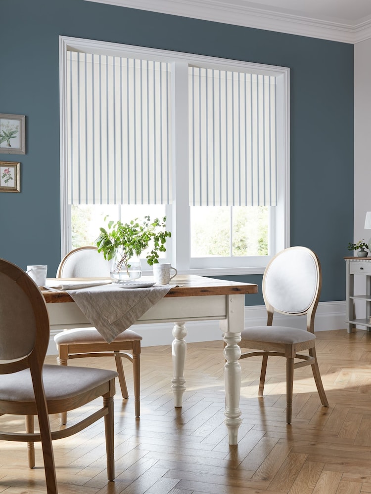 Laura Ashley Dusky Blue Farnworth Made to Measure Roller Blind - Image 2 of 6