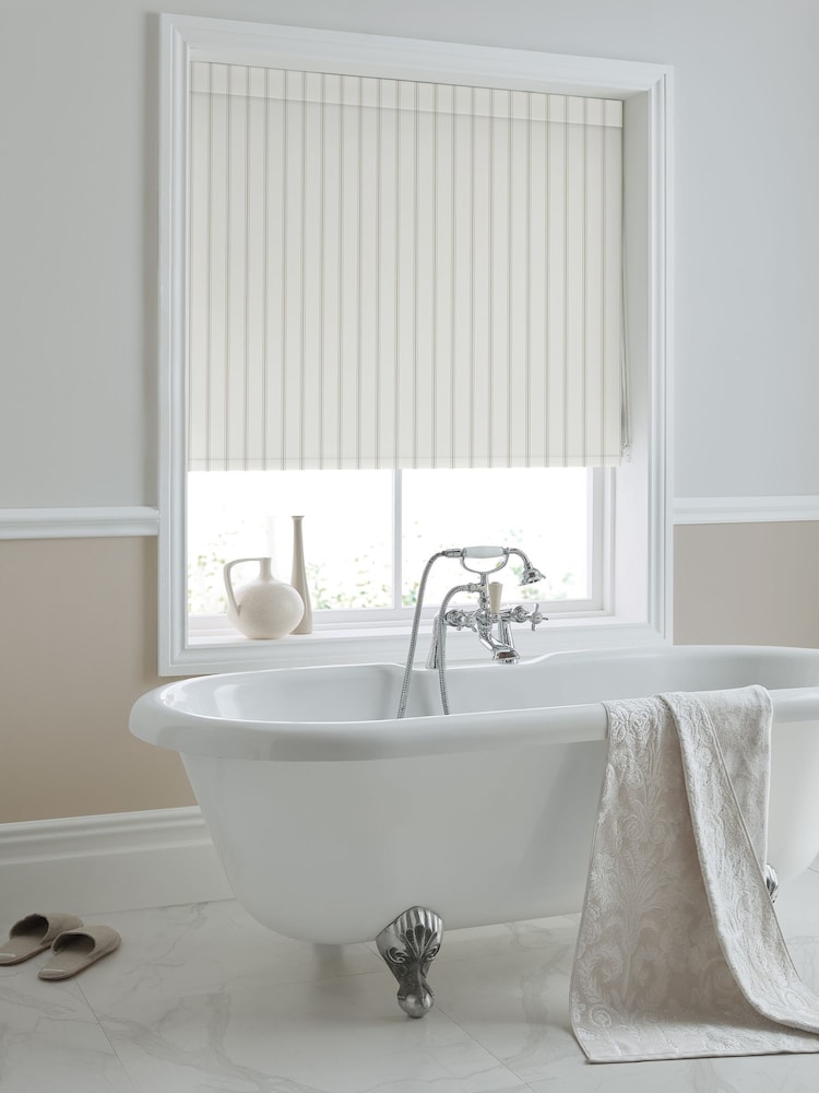 Laura Ashley Natural Farnworth Made to Measure Roman Blind - Image 2 of 6