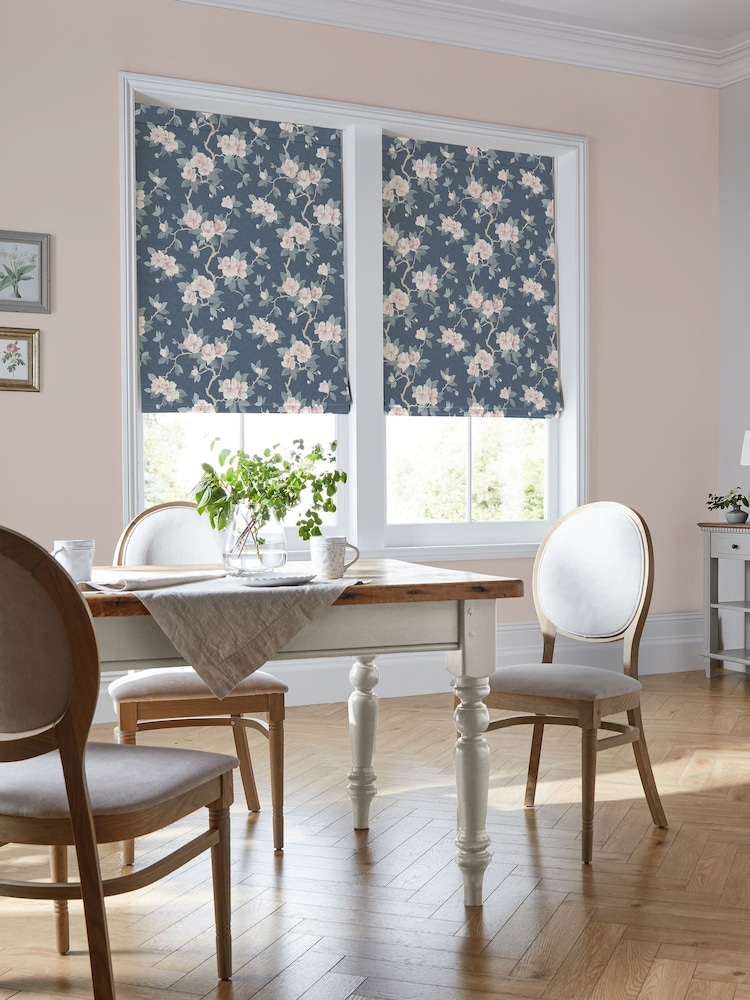 Laura Ashley Seaspray Blue Maya Made to Measure Roman Blind - Image 2 of 6
