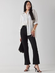 Negro - JD Williams Magisculpt Bootcut Jeans - Imagen 1 de 4