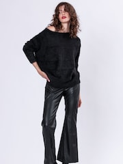 Religion Natural Off the Shoulder Jumper in Fluffy Feather Yarn - Imagen 2 de 6