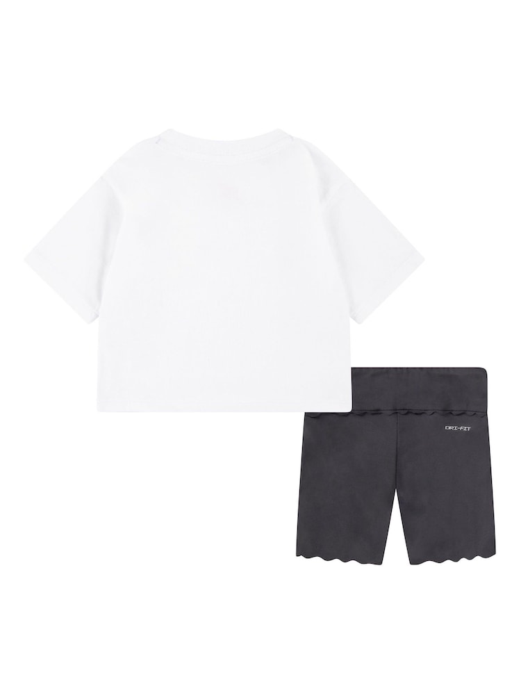 Pink - Nike Little Kids Bike Shorts and T-Shirt Set - Bild 2 von 5